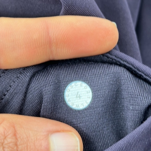 Lululemon Sun Setter Crop (17") Boysenberry - Picture 4 of 5